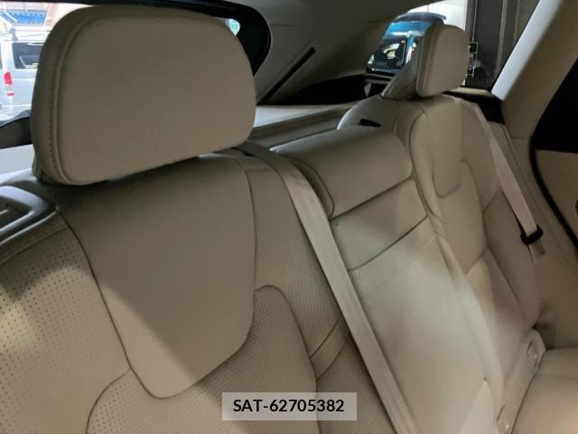 Volvo XC60 2020-07 7330998-14