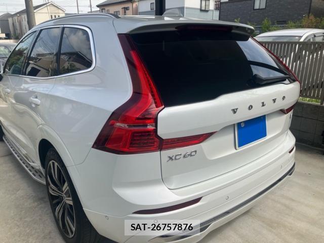 Volvo XC60 2022-03 7330997-4