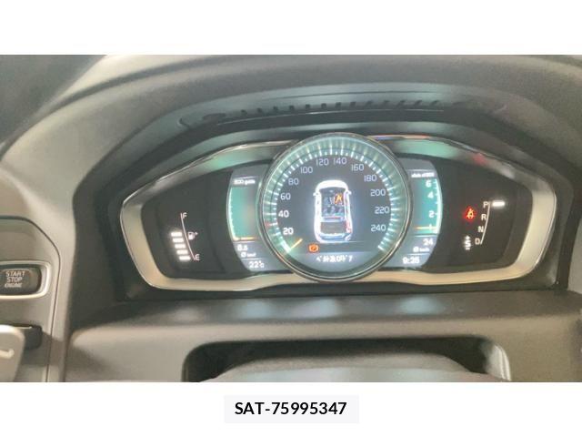 Volvo XC60 2015-06 7331001-15