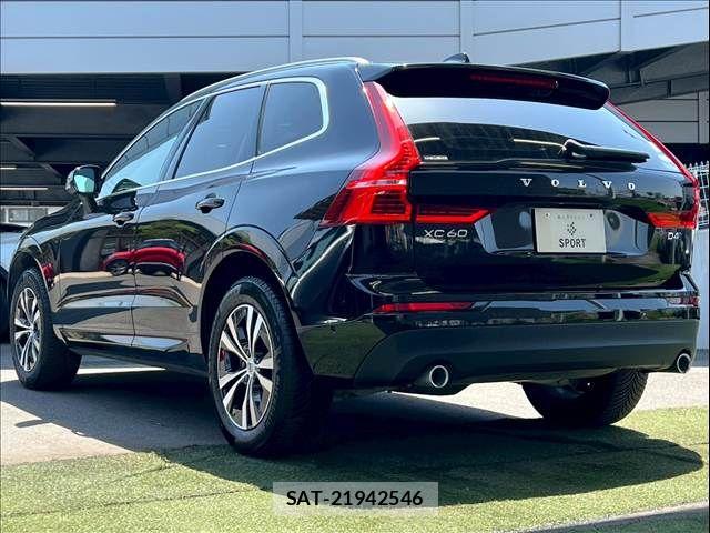 Volvo XC60 2020-03 7360372-16