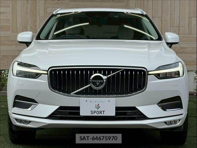 Volvo XC60 2021-06 7360373-12