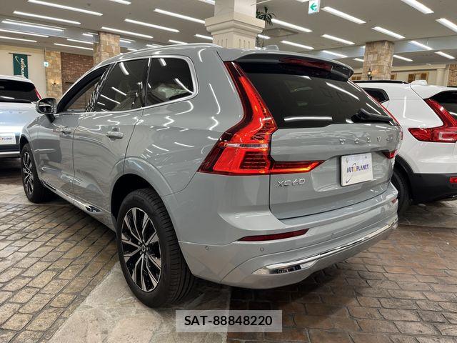 Volvo XC60 2025-09 7360375-11