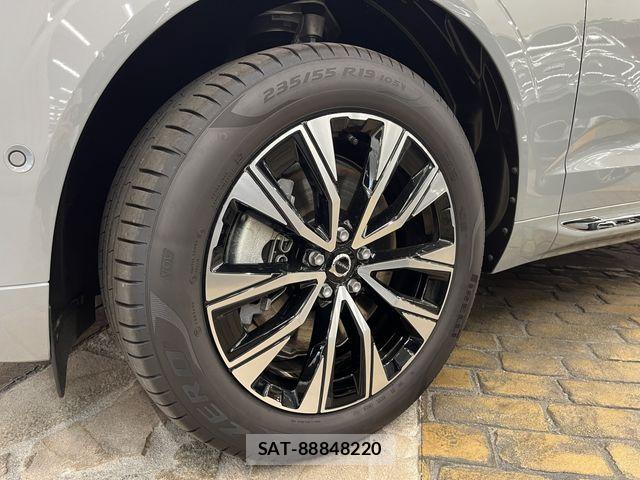 Volvo XC60 2025-09 7360375-12