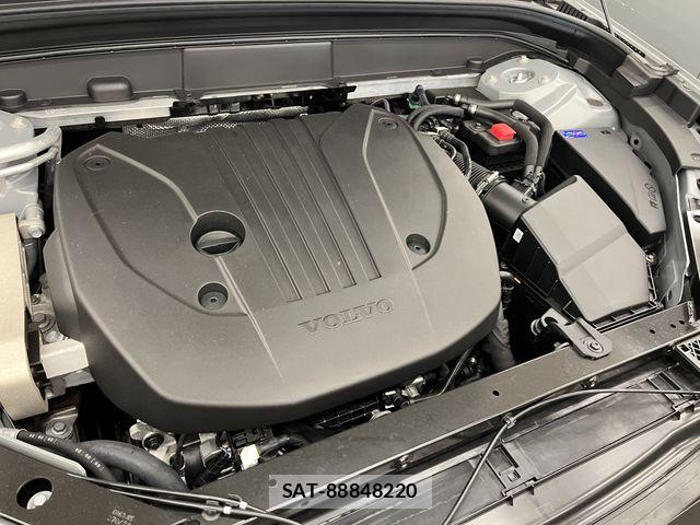 Volvo XC60 2025-09 7360375-13