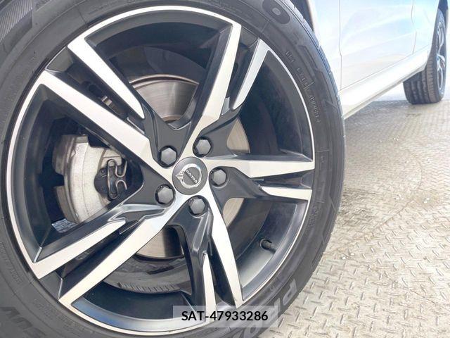 Volvo XC60 2018-05 7360374-14