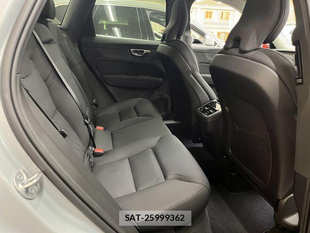 Volvo XC60 2025-09 7394722-4