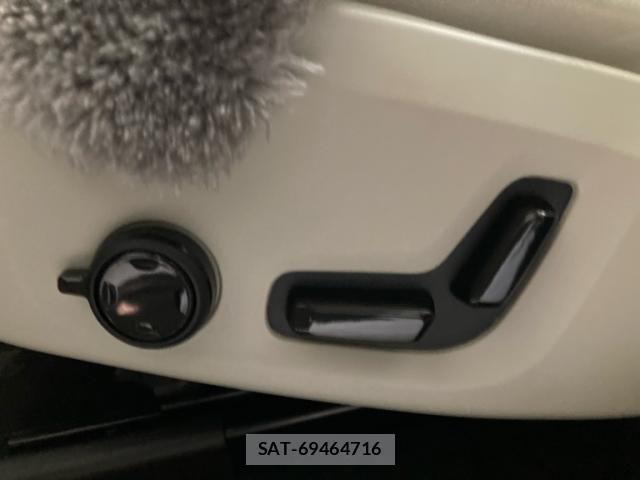 Volvo XC60 2023-02 7394723-11