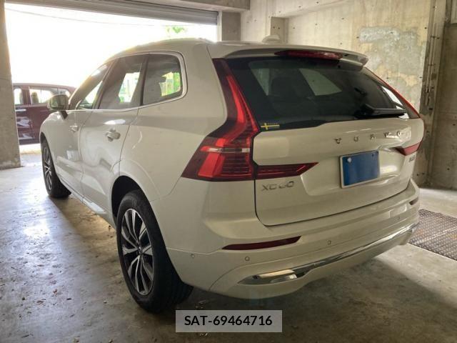 Volvo XC60 2023-02 7394723-4
