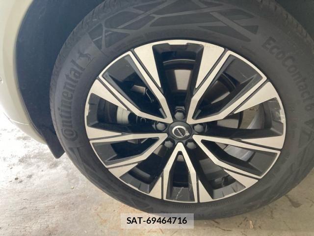 Volvo XC60 2023-02 7394723-8