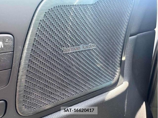 Volvo XC60 2019-01 7458694-8