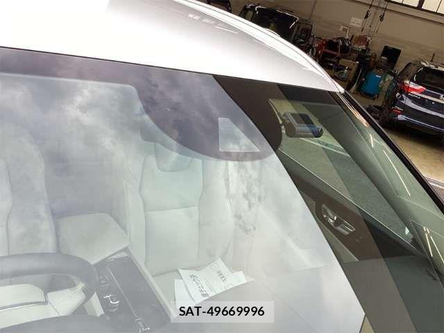 Volvo XC60 2020-07 7458695-8