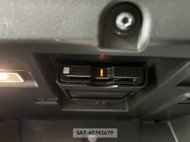 Volvo XC60 2021-12 7503562-9