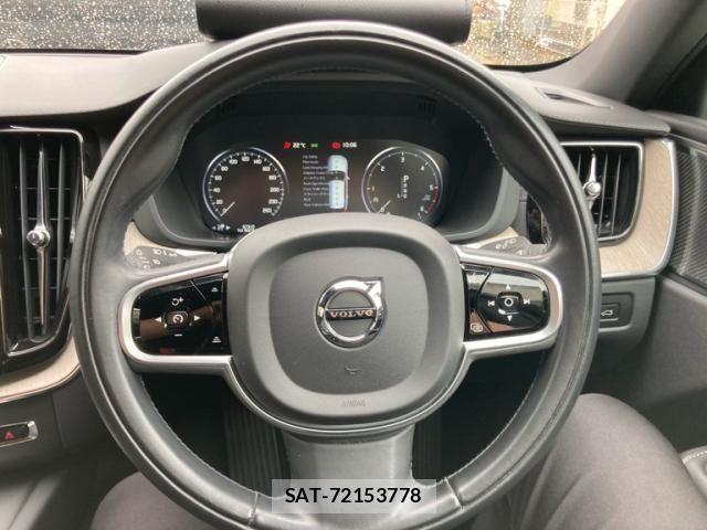 Volvo XC60 2019-12 7563044-15