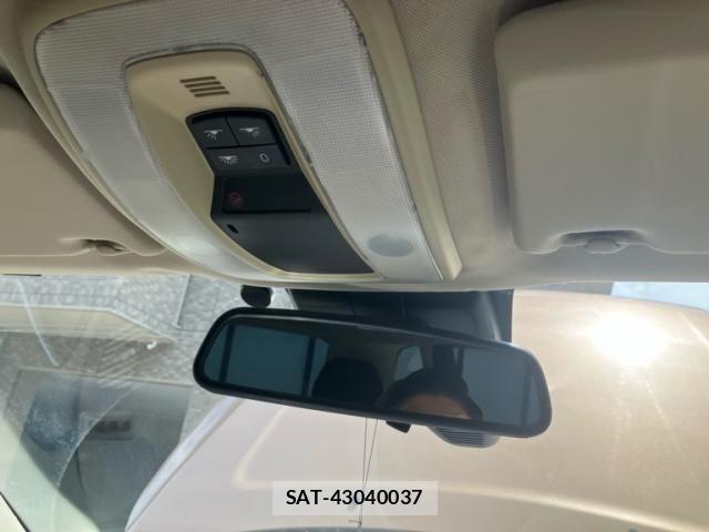 Volvo XC60 2011-07 7621164-22