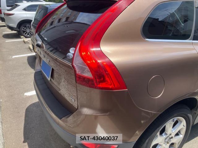 Volvo XC60 2011-07 7621164-5