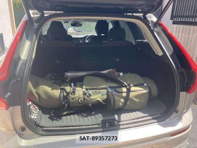 Volvo XC60 2021-11 7621161-16