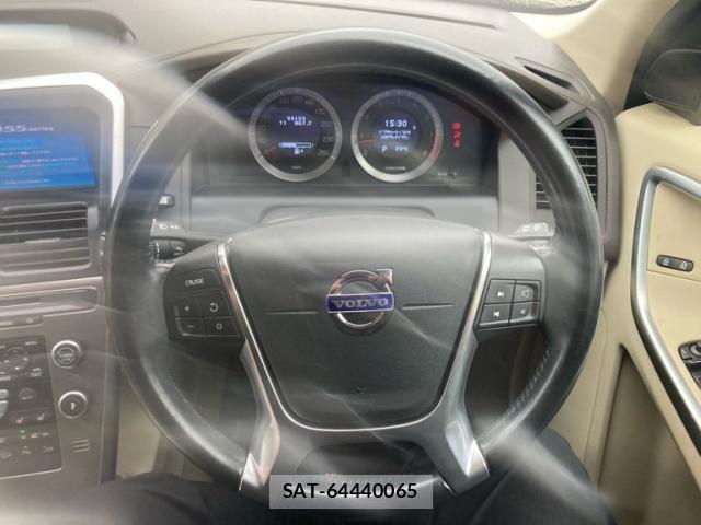 Volvo XC60 2009-12 7621165-13