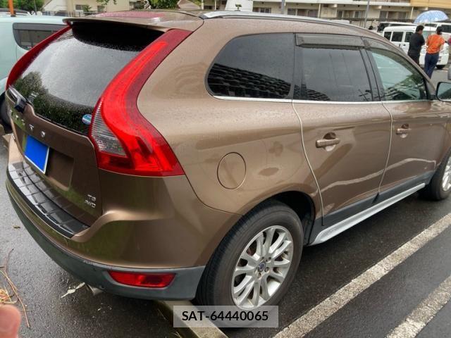 Volvo XC60 2009-12 7621165-3