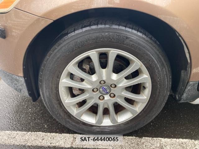 Volvo XC60 2009-12 7621165-7