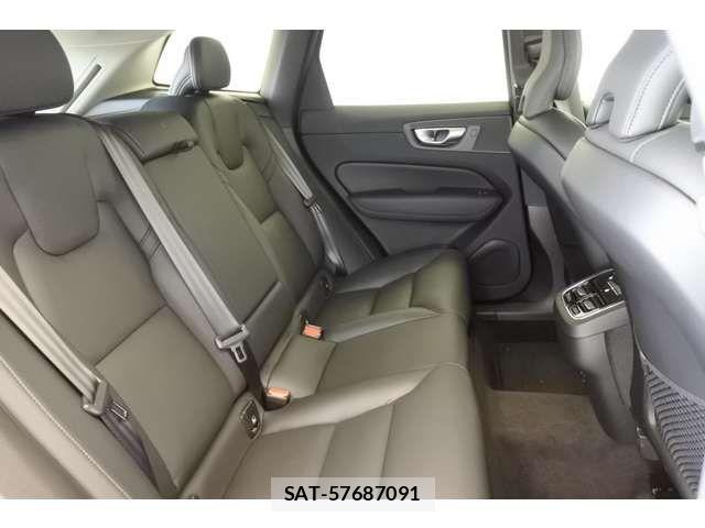 Volvo XC60 2024-03 7621160-16