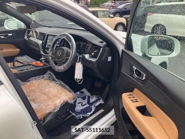Volvo XC60 2019-08 7621162-10