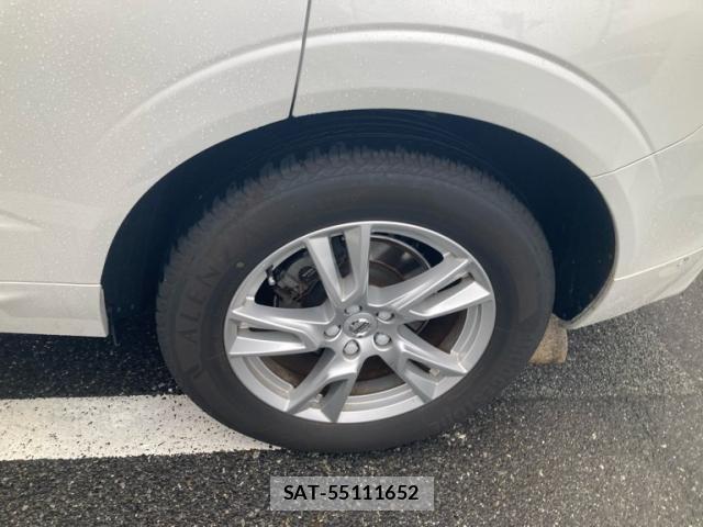 Volvo XC60 2019-08 7621162-6