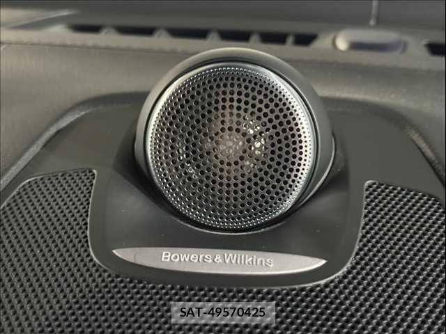 Volvo XC60 2020-04 7730481-9