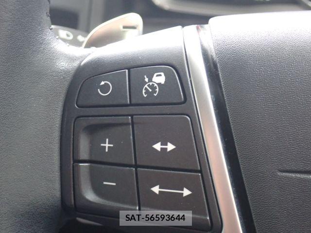 Volvo XC60 2017-06 7790296-15