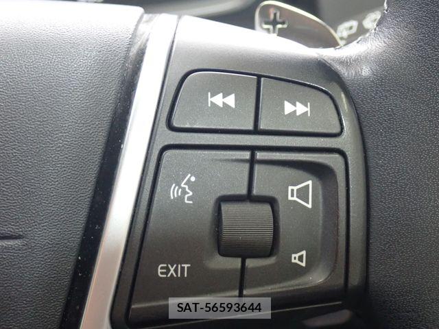 Volvo XC60 2017-06 7790296-16