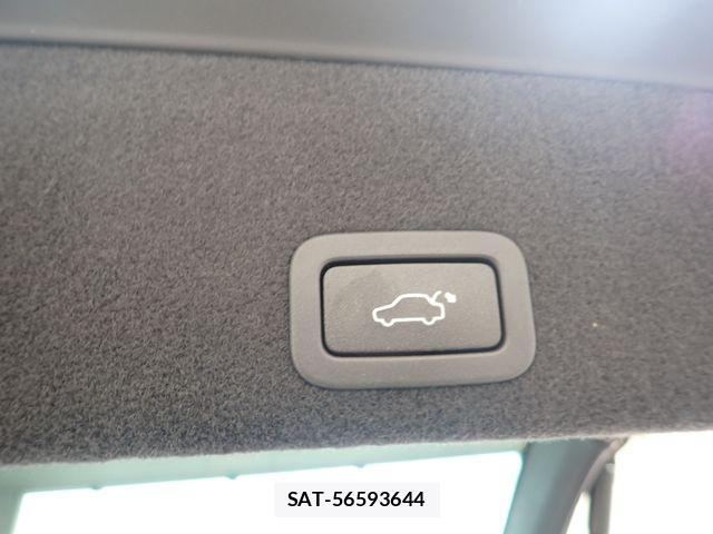 Volvo XC60 2017-06 7790296-25