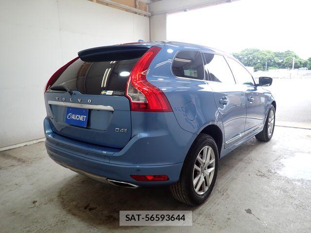 Volvo XC60 2017-06 7790296-7