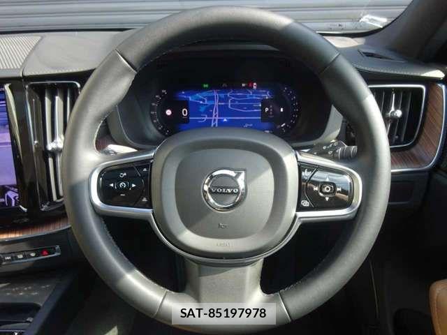 Volvo XC60 2022-09 7790293-11