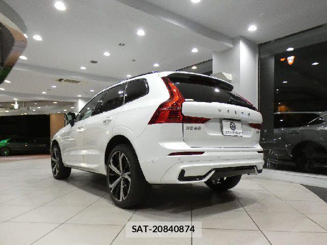 Volvo XC60 2022-05 7880349-3