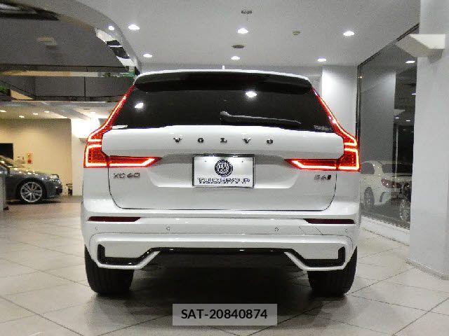 Volvo XC60 2022-05 7880349-5