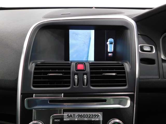 Volvo XC60 2015-07 7880350-9