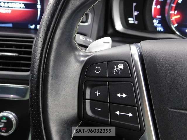 Volvo XC60 2015-07 7880350-17