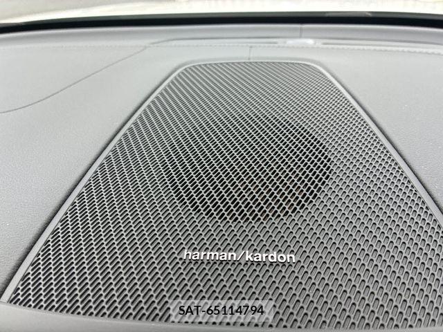 Volvo XC60 2023-03 7880351-28