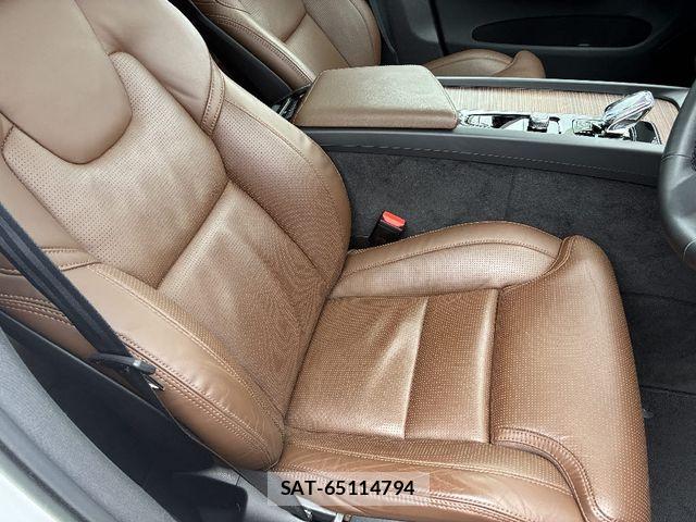 Volvo XC60 2023-03 7880351-3