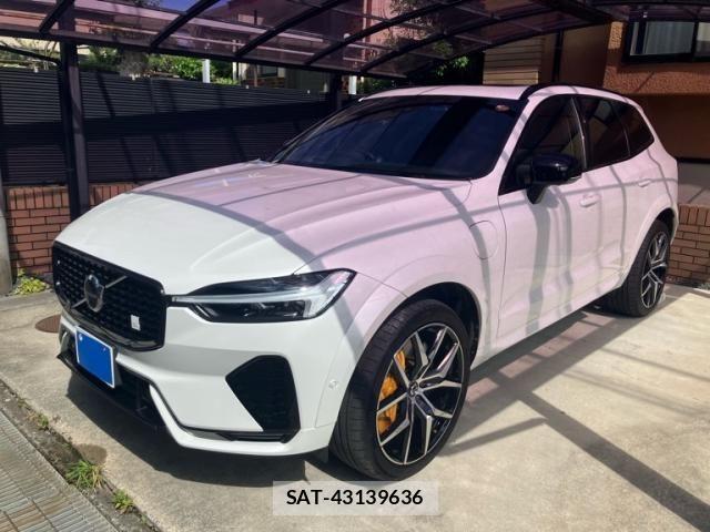 Volvo XC60 2021-10 7880348-1