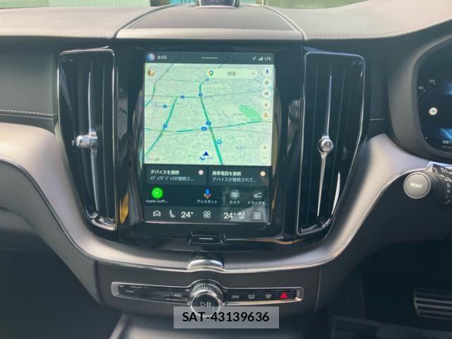 Volvo XC60 2021-10 7880348-22