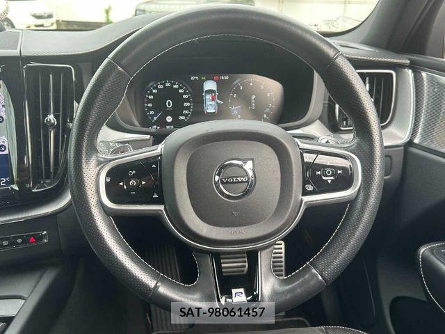 Volvo XC60 2018-08 7903600-10