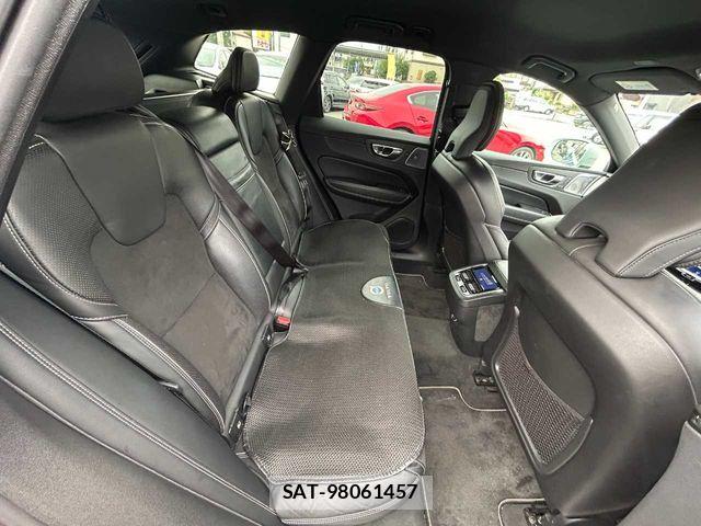 Volvo XC60 2018-08 7903600-18
