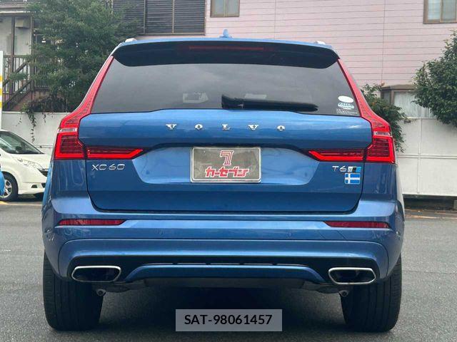 Volvo XC60 2018-08 7903600-26
