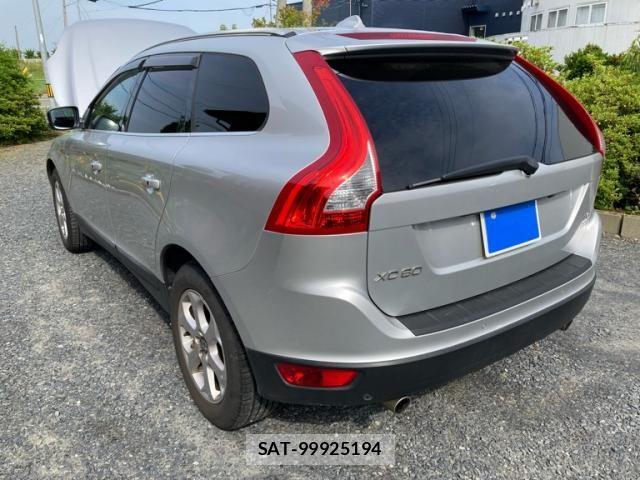Volvo XC60 2010-09 7964323-3