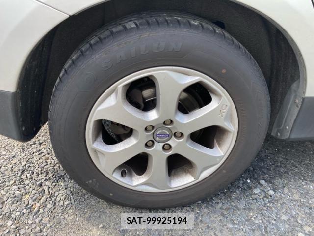 Volvo XC60 2010-09 7964323-4