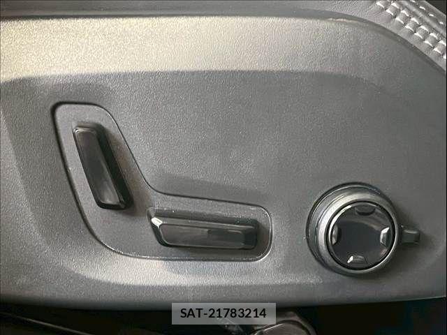 Volvo XC60 2020-09 7964322-8