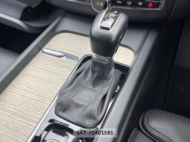 Volvo XC60 2019-12 7964313-11