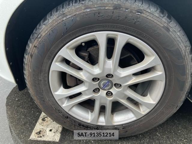 Volvo XC60 2016-06 7981478-14