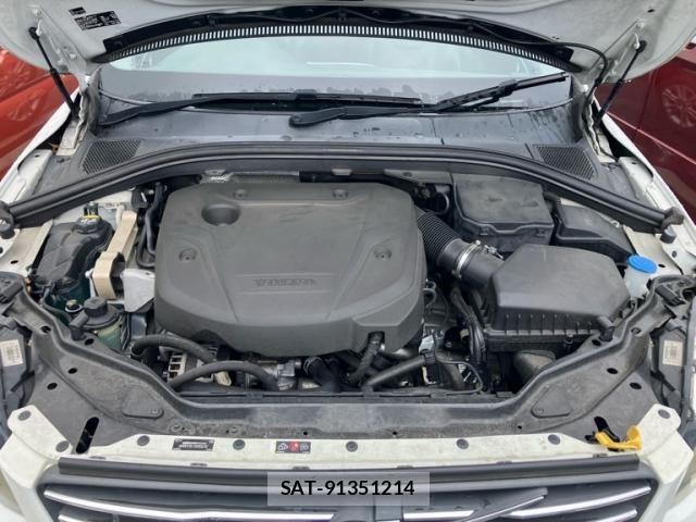 Volvo XC60 2016-06 7981478-18