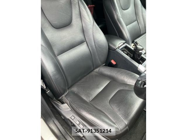 Volvo XC60 2016-06 7981478-7